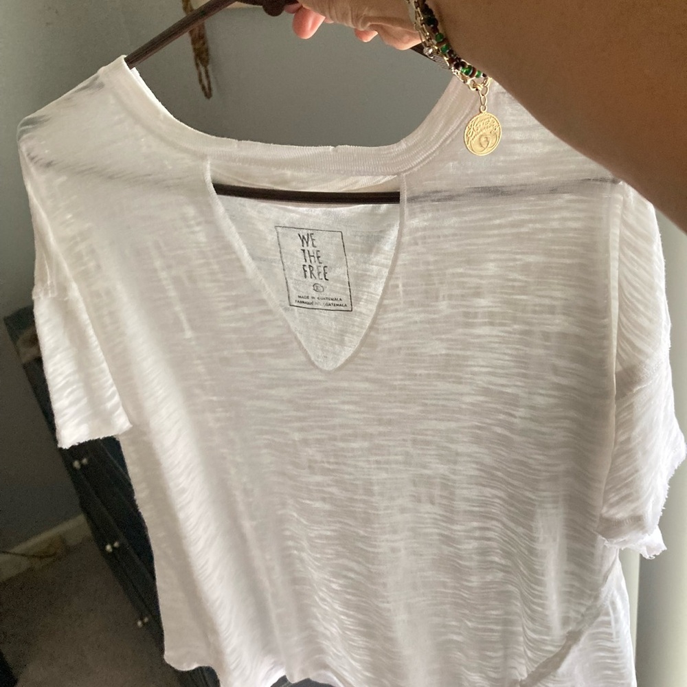 Free People White V-neck burnout distressed T-Shirt Size~XS  NWOT